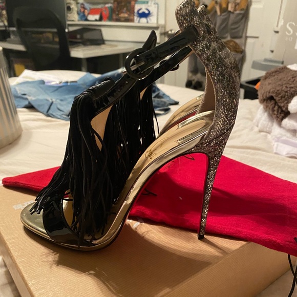 Christian Louboutin Casanovella 120 - Picture 6 of 14